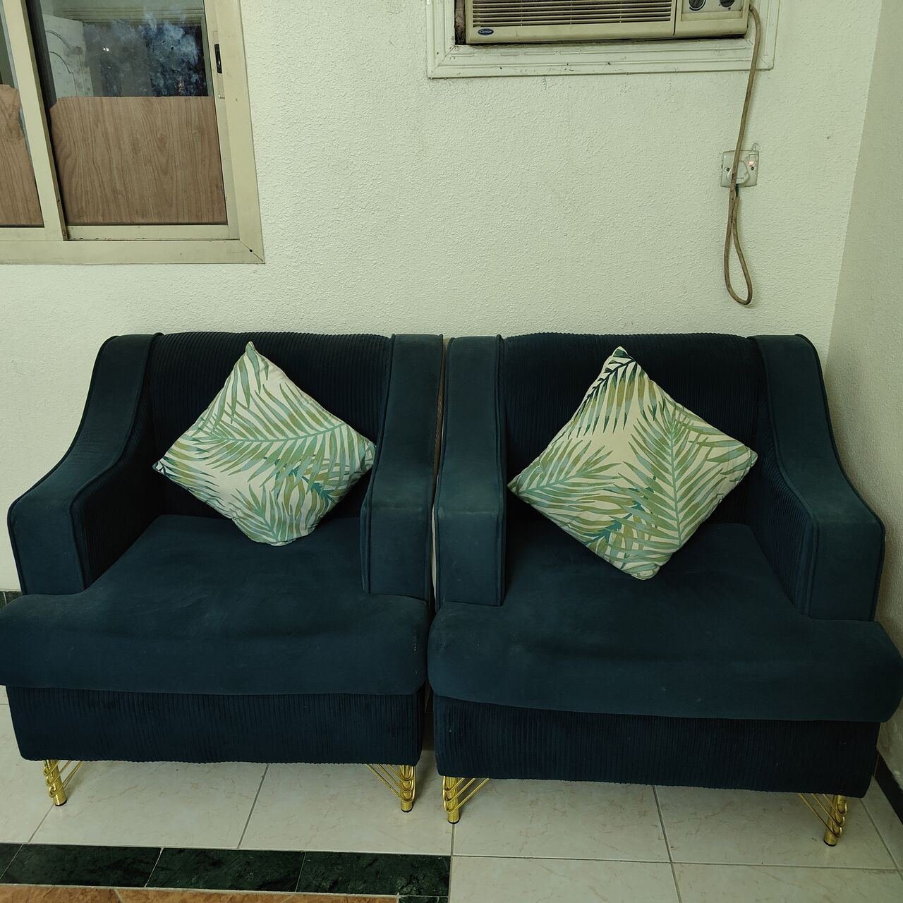 SAR 550, 550 SR, SOFA SET (3+2) IN GOOD CONDITION