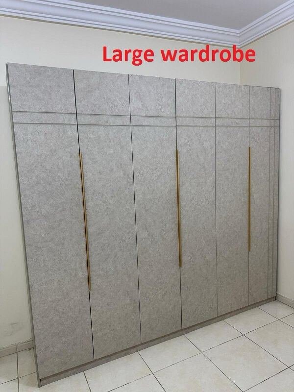 A New And Well Maintained Wardrobe Available Just 1year Back Bought