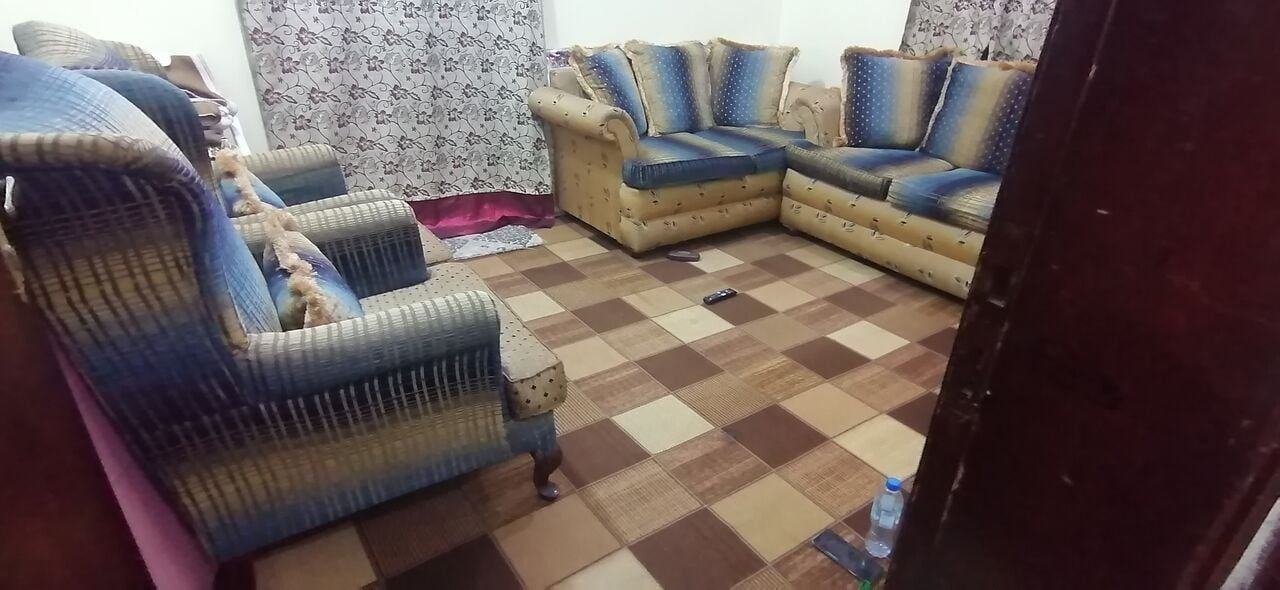 SAR 550, I Want To Sale My 7 Seater Sofa Set