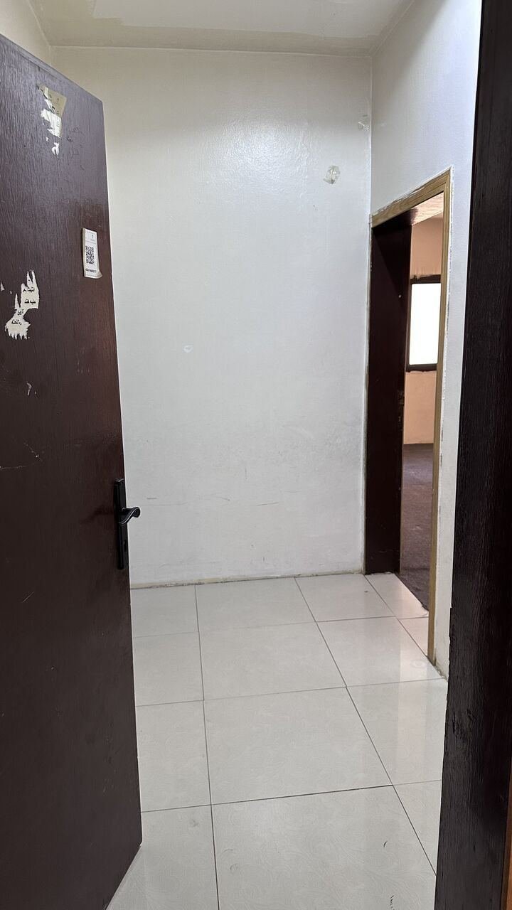 SAR 850/month, Spacious Master Bedroom +Attached Bathroom Available-Al Uhud-71(Indian Executive Bachelor)