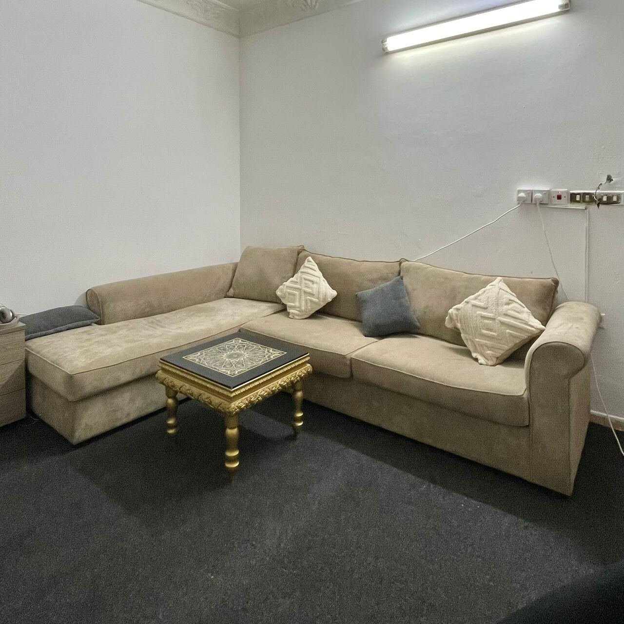 SAR 100, Home And Office Furniture