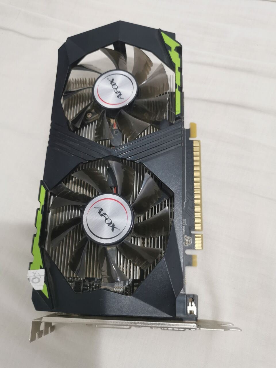 SAR 150, كارت شاشة Geforce Gtx 750ti.2gb Used للبيع