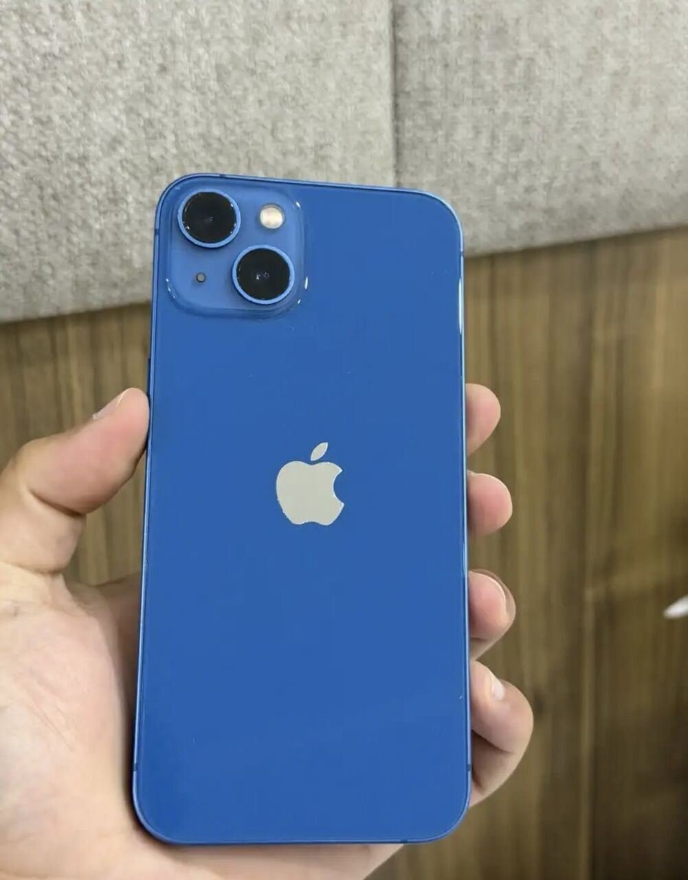 SAR 580, IPhone 13
