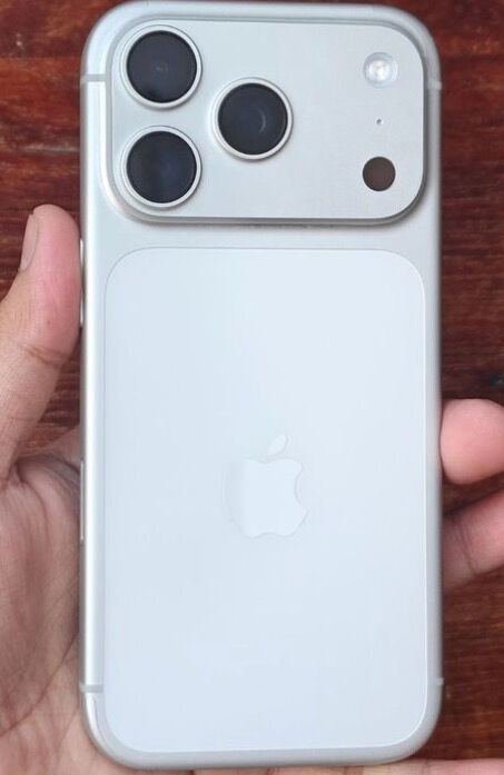 SAR 3800, IPhone 17 Pro - 256 GB Storage For Sale