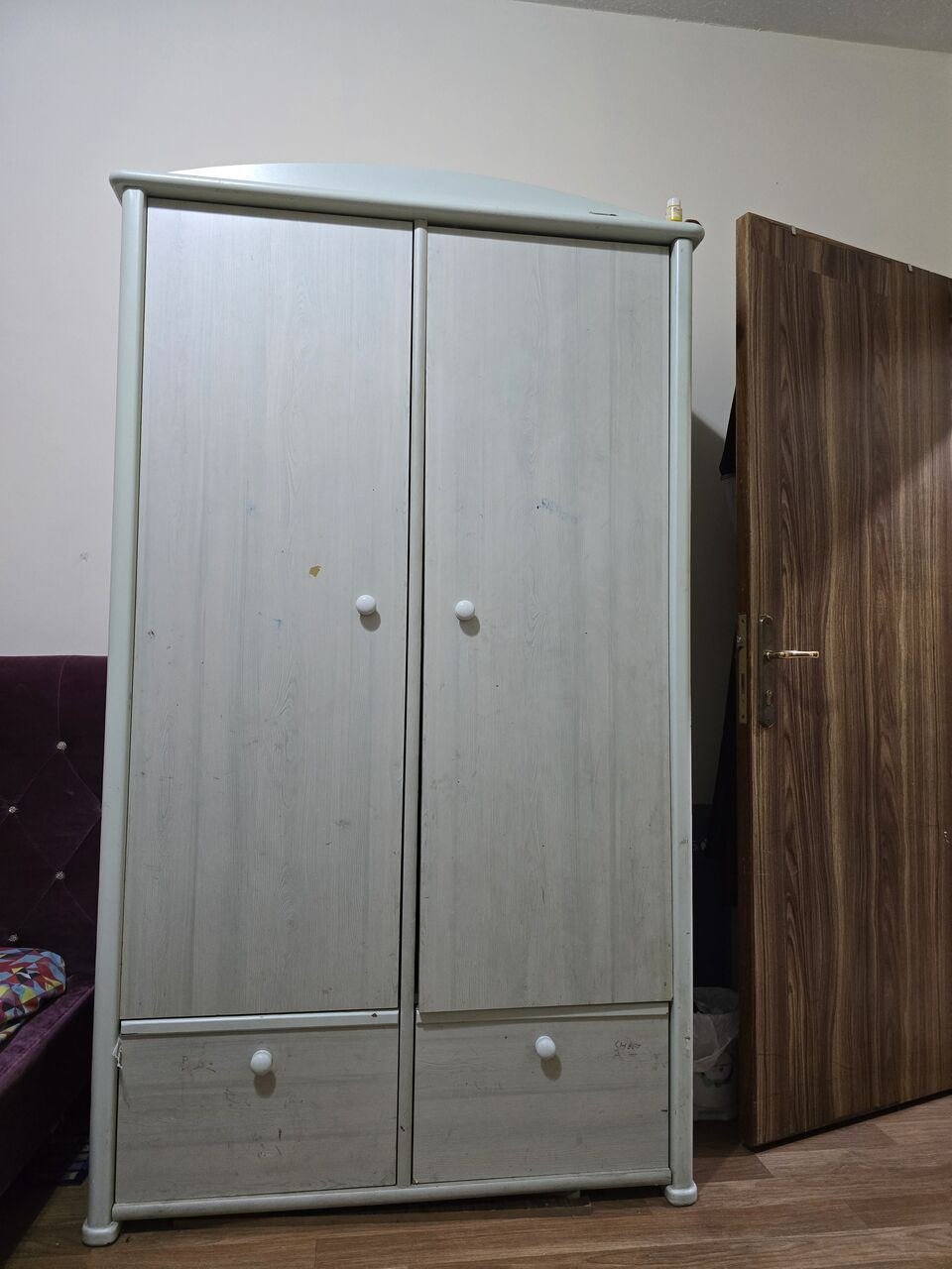 SAR 150, Two Door Wardrobe With Good Quality For Sale