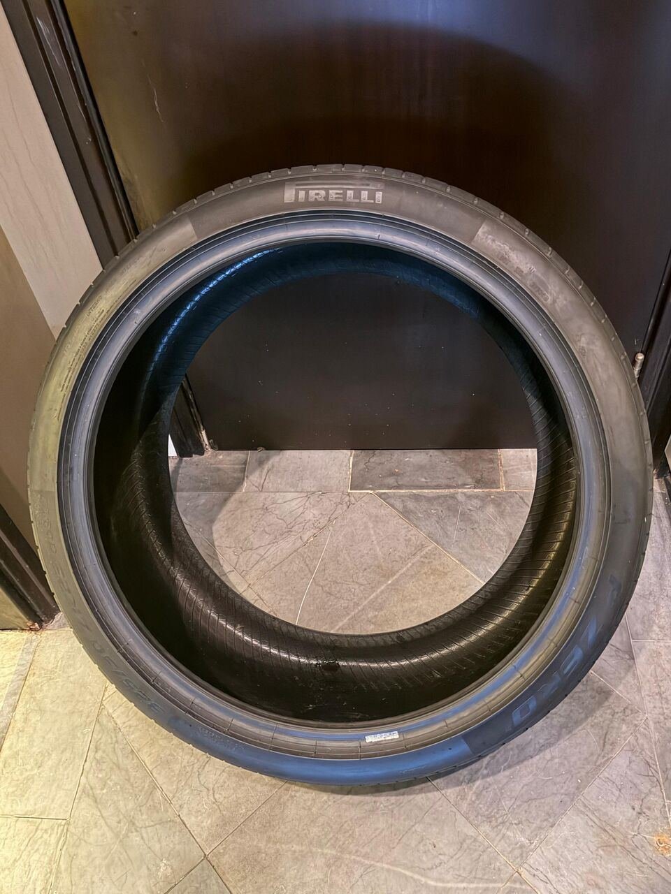 SAR 4000, Lamborghini Urus Tyre