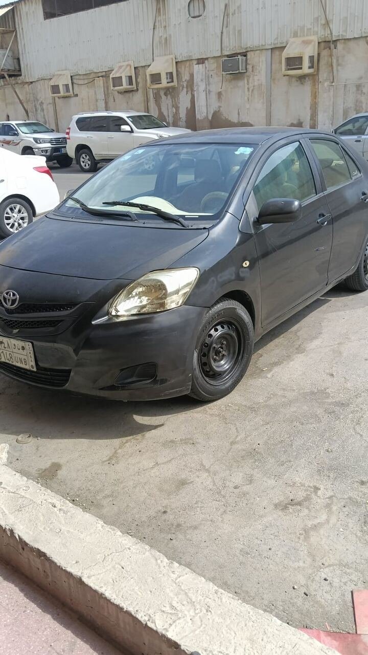 SAR 11000, Toyota Yaris, 2007, Manual, 290000 KM, Selling My - 11000 SAR