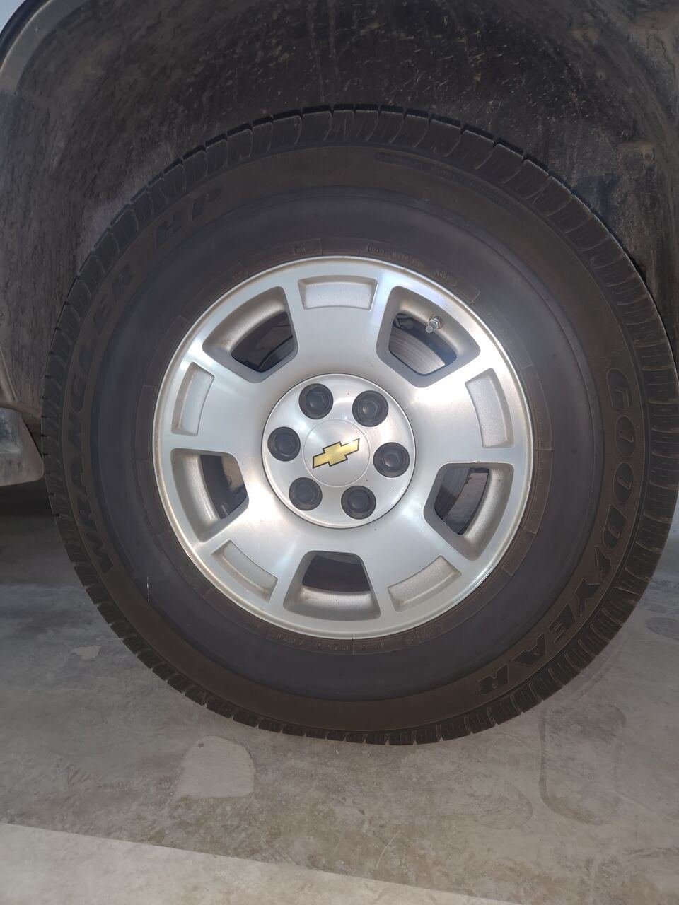 SAR 1400, OEM Chevrolet Tahoe / Silverado 17" Rims / Wheels (Set Of 4) Without Tires