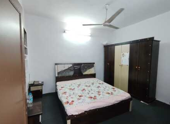 Furnished, 2 BR, 450 Sq. Feet, A FURNISHED FAMILY FLAT AVAILABLE FOR A SHORT HYDERABADI FAMILY