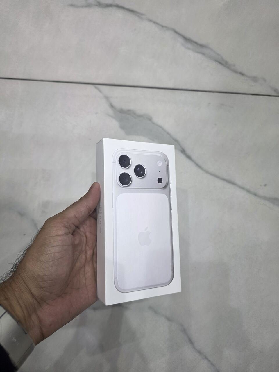 SAR 4350, IPhone 17 Pro 256gb Sale Swap Box Packed Sealed Pack Only Serious Buyer Contact