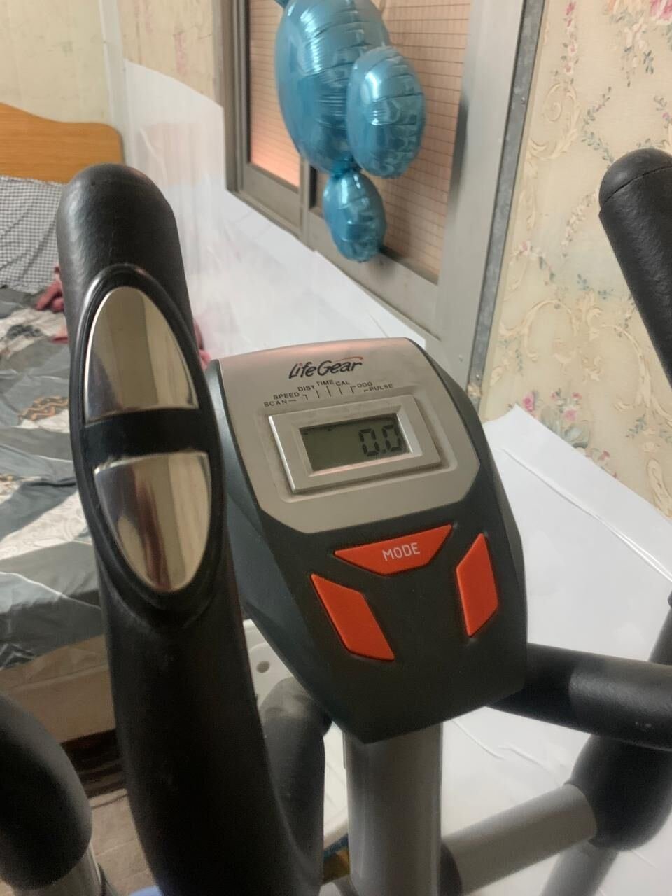 SAR 450, 🏃‍♂️ LifeGear 2-in-1 Elliptical Cross Trainer
