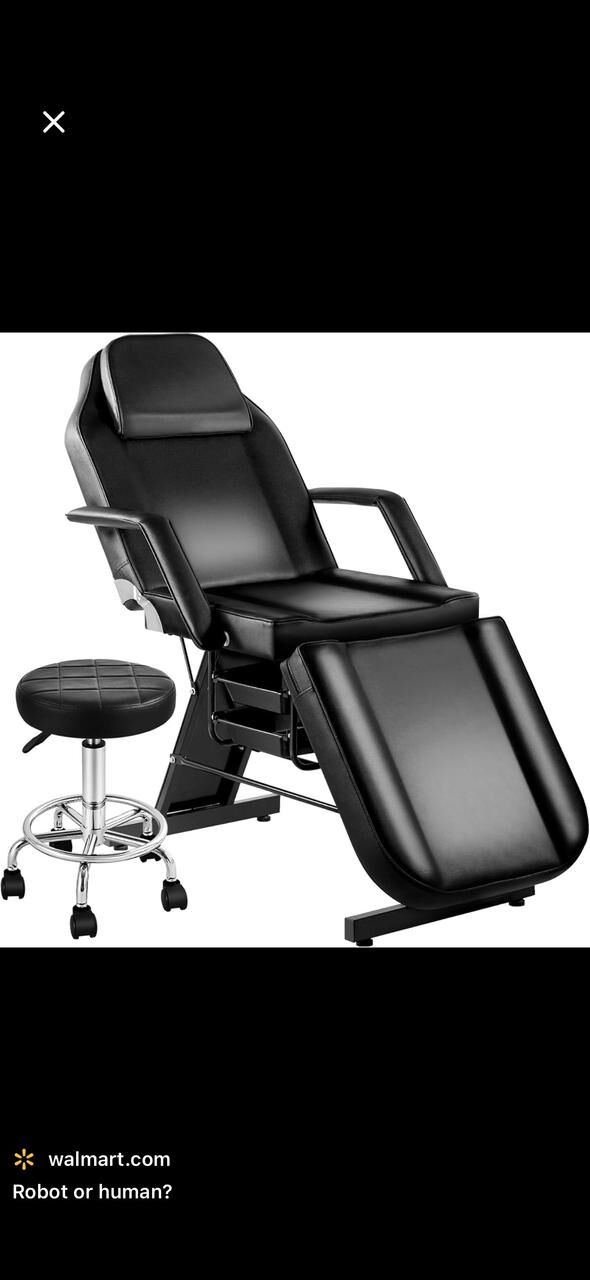 SAR 600, Professional Massage Bed For Salon Or Spa. Almost New, In Excellent Condition.