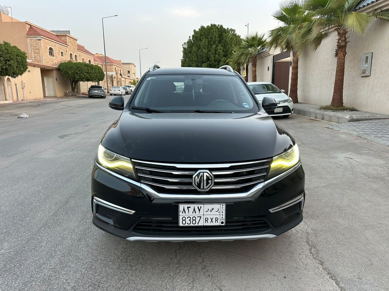 SAR 40000, MG RX5, 2023, Automatic, 115000 KM, With Mid Option For Sales (Accident Free)