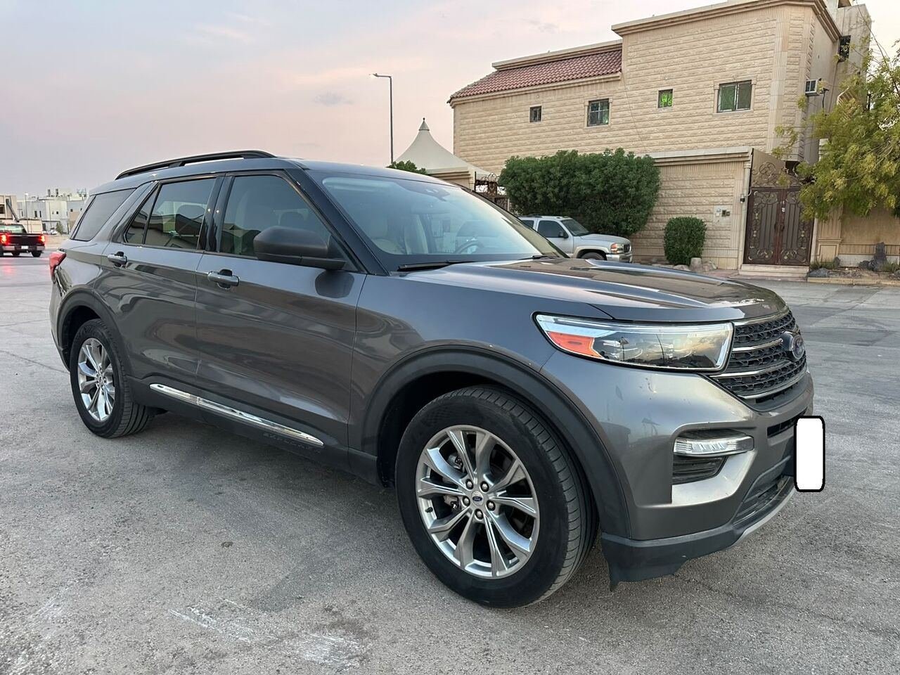 SAR 120000, Ford Explorer XLT, 2021, Automatic, 47000 KM, With Panorama Sunroof N 4x4 Mid Options (1st Owner)