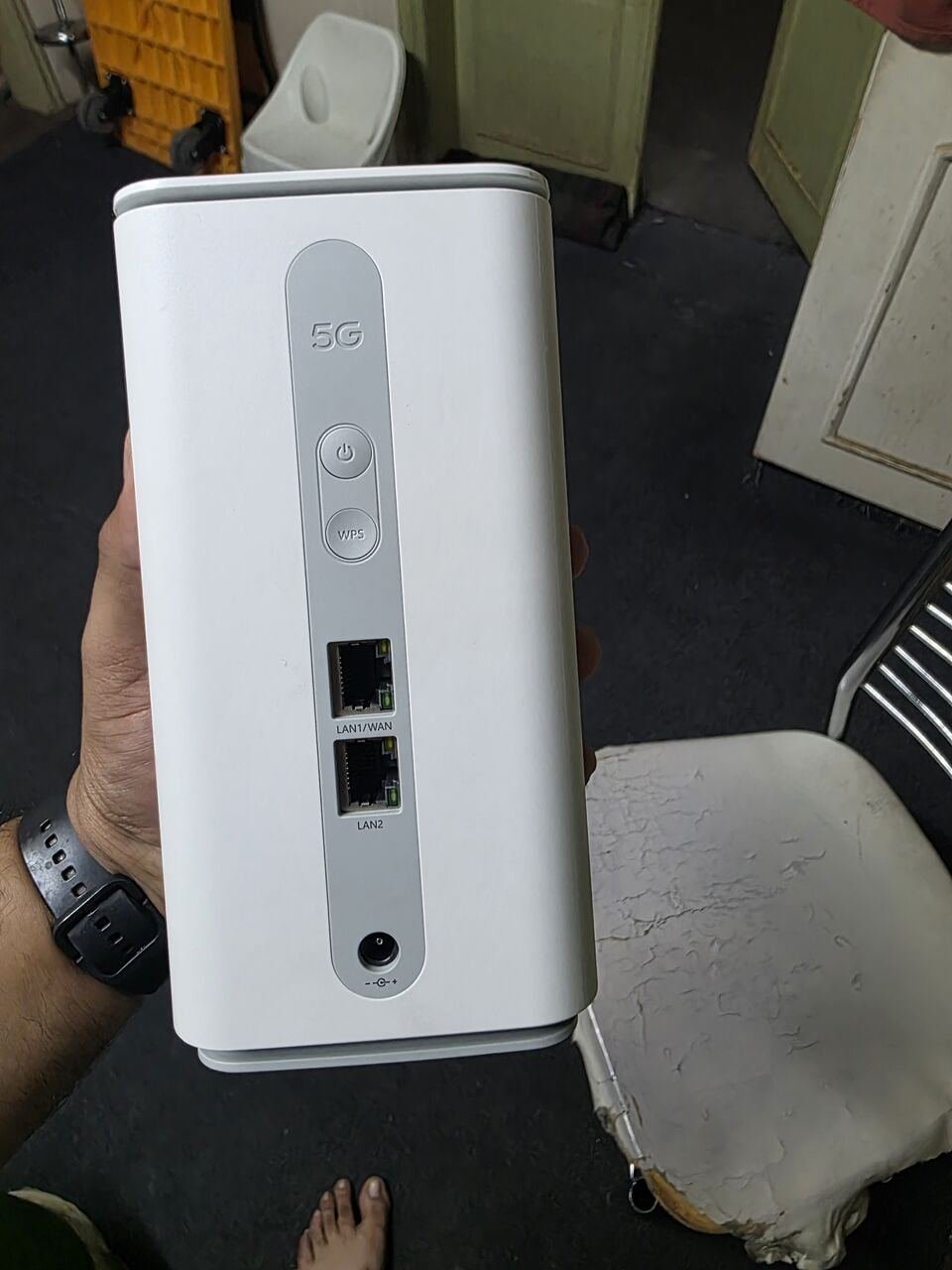 SAR 250, OPPO 5G ROUTER FOR SALE