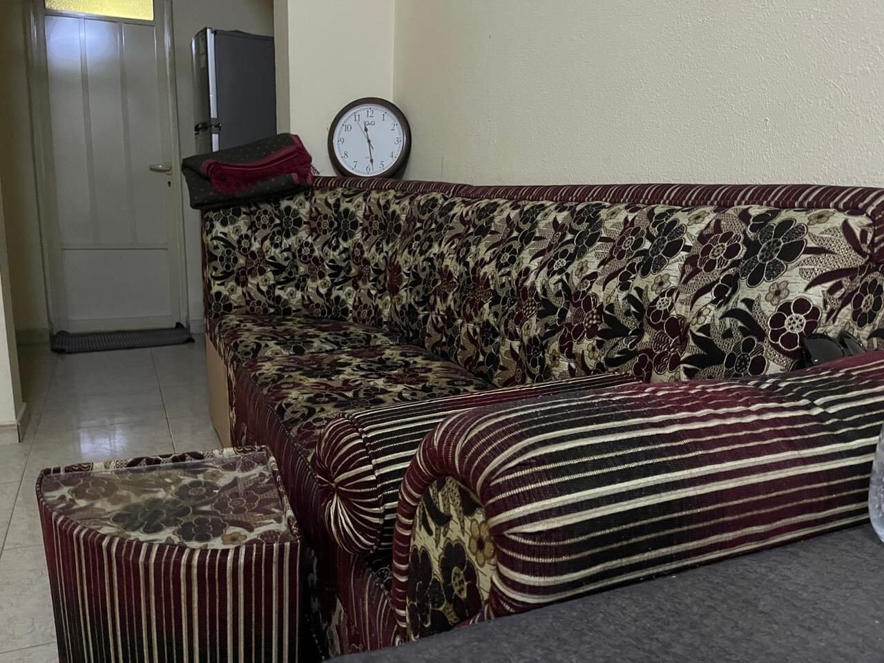 SAR 350, I Am Selling My Sofa Set On Reasonable Price 350 SAR