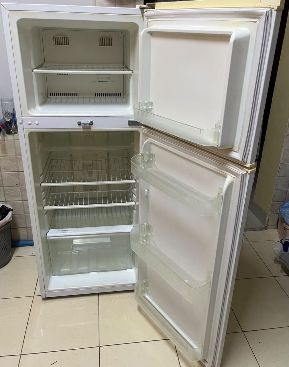 SAR 1000, L-Shape Sofa, Double Door Fridge, Split AC, Ikea Bed
