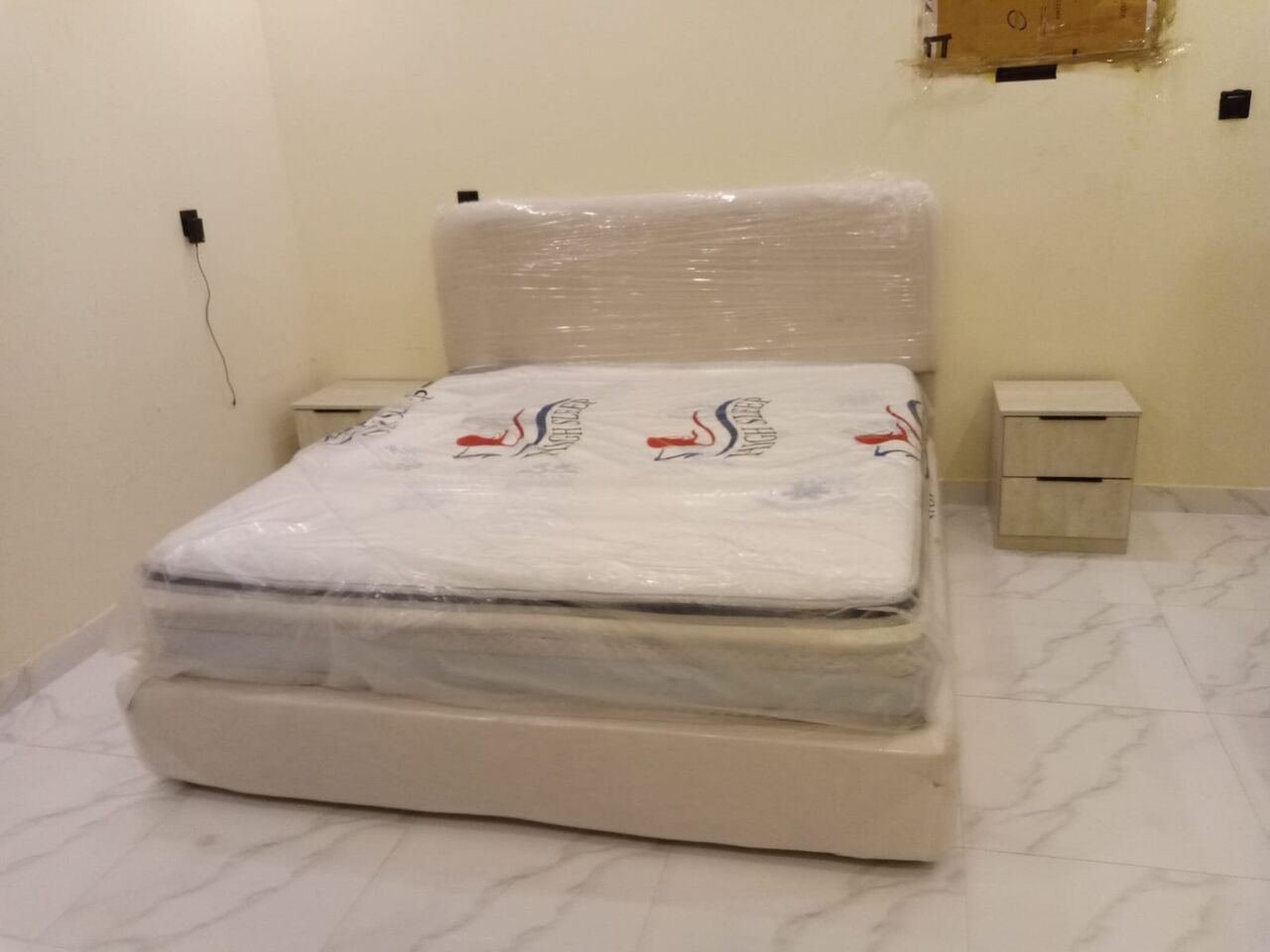 SAR 5, Luxurious Bedroom Furniture Sets Available At Reasonable Price