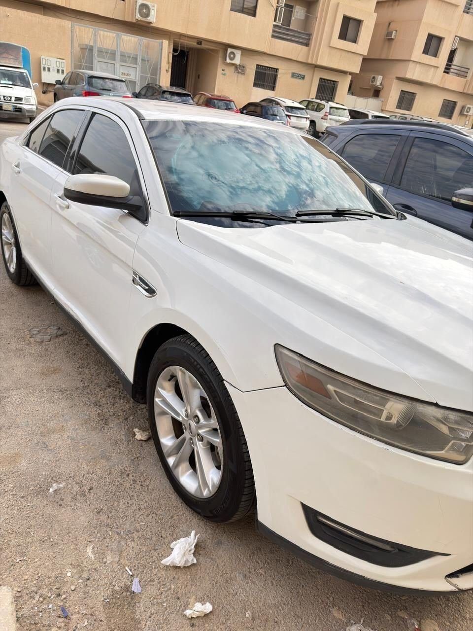 SAR 34000, Ford Taurus, 2013, Automatic, 330750 KM, Good Condition Full Option