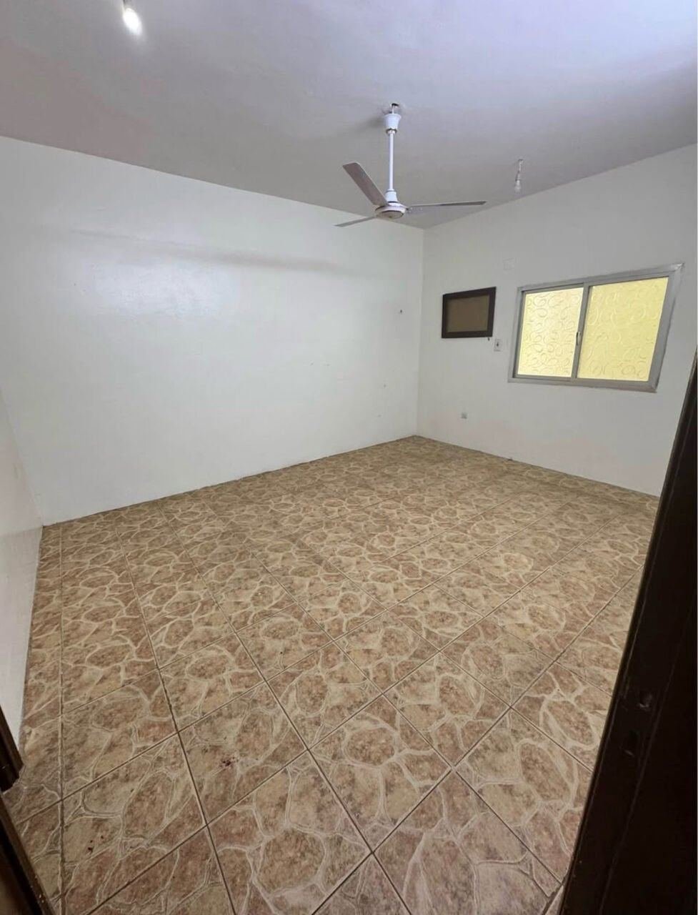 SAR 1500/year, 2 BR, 2 Big Room With AC 1 Kitchen 1 Tv Lounge 1 Washroom