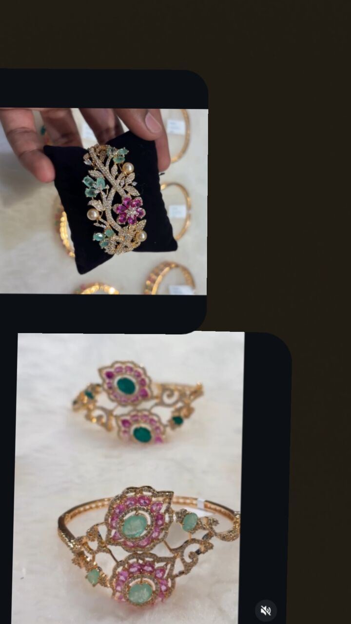 SAR 250, Bracelets, Earrings