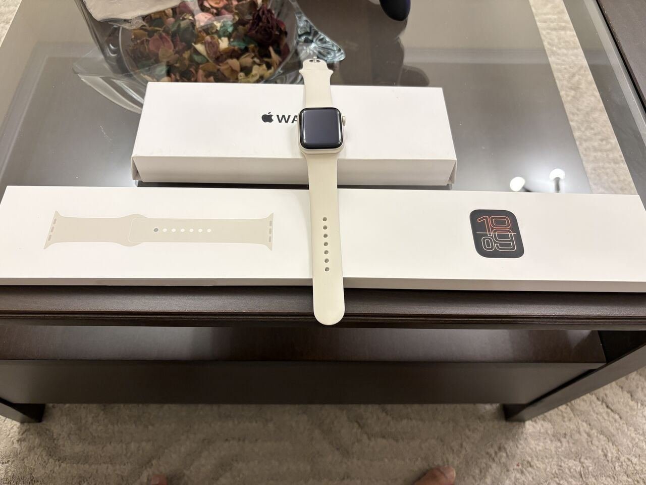 SAR 700, Apple Watch SE 40mm 2025