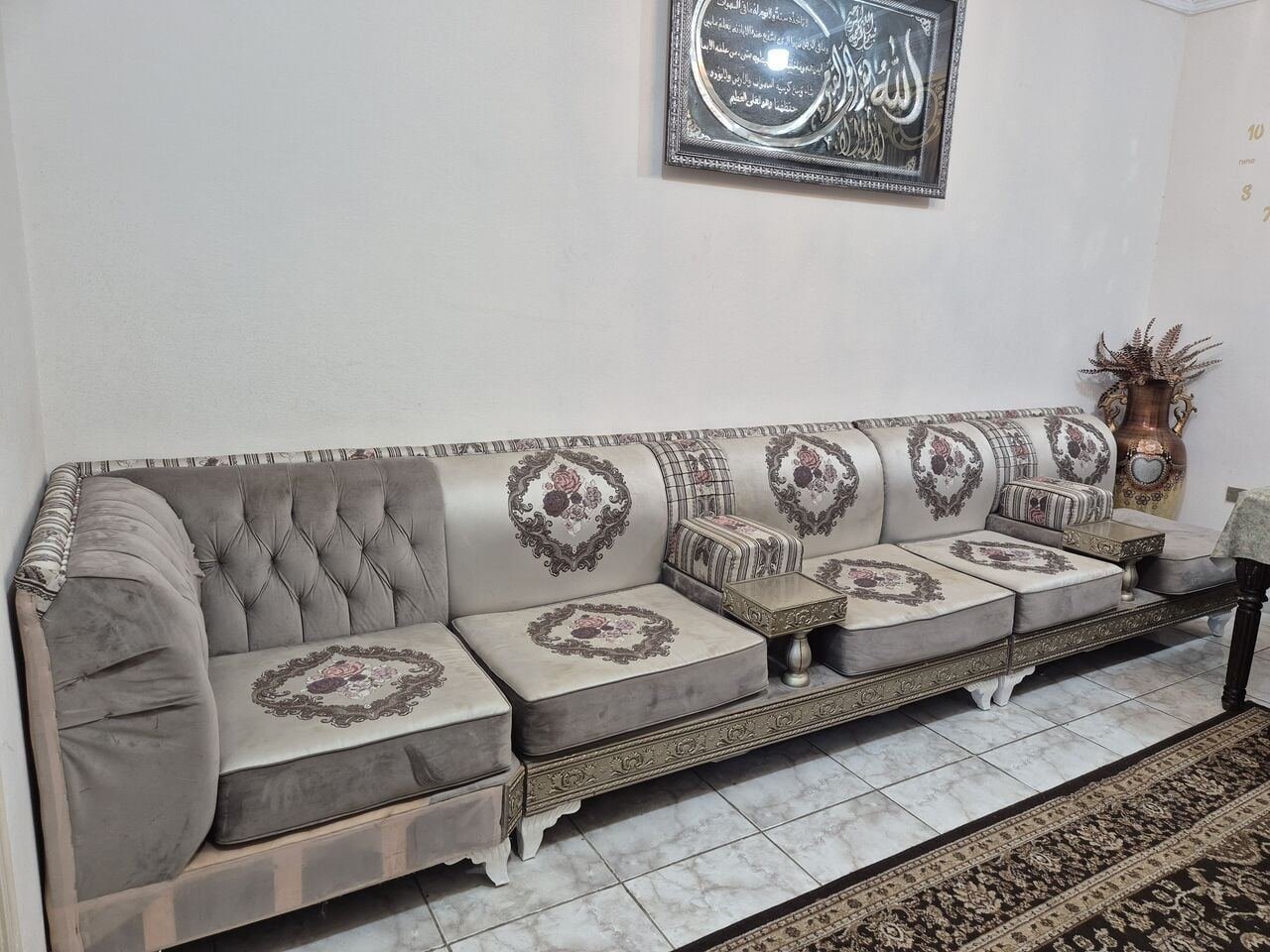 SAR 700, 7 Seater Sofa Set For Sale
