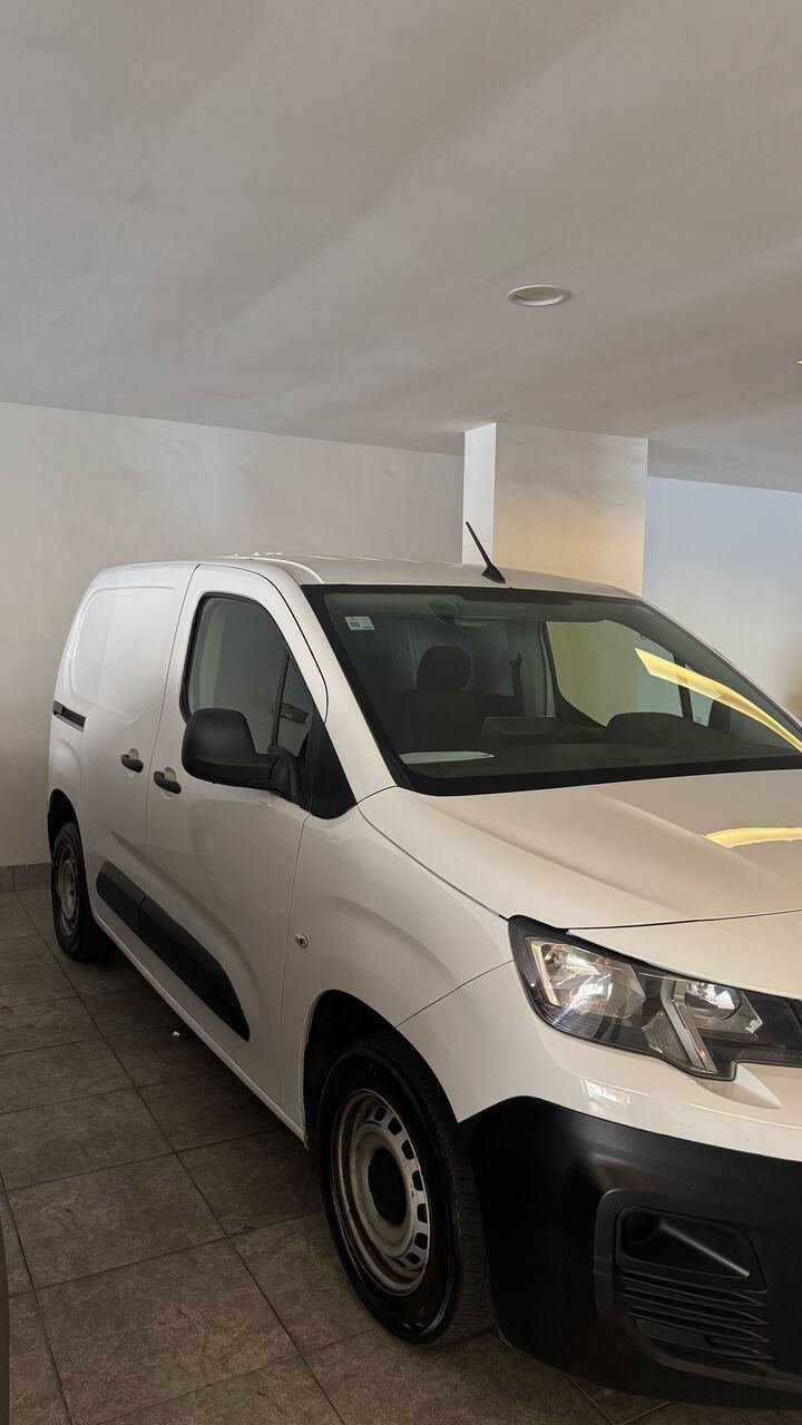 SAR 27000, Peugeot Partner, 2023, Manual, 220 KM,