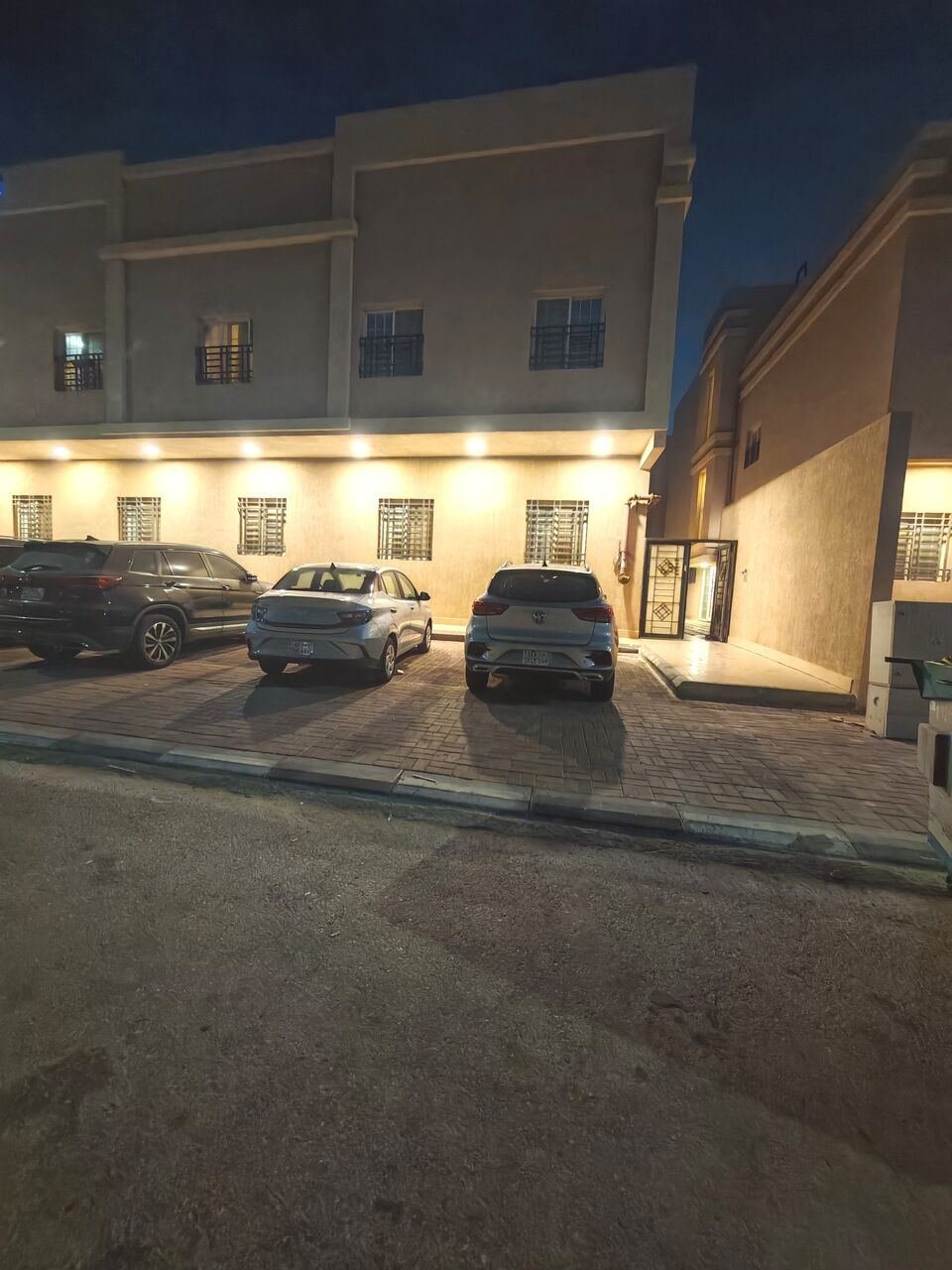 SAR 32600/year, 3 BR, 3BHK Spacious Family Flat Rakah Shumaliya Behind AlForsan School Near TajMahal Bakhala