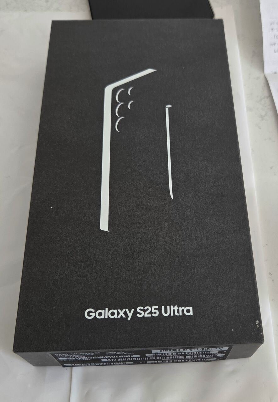 SAR 2800, S25 Ultra 256 12 GB..5 Months Old With Extra Invoice And 18 Months Warranty