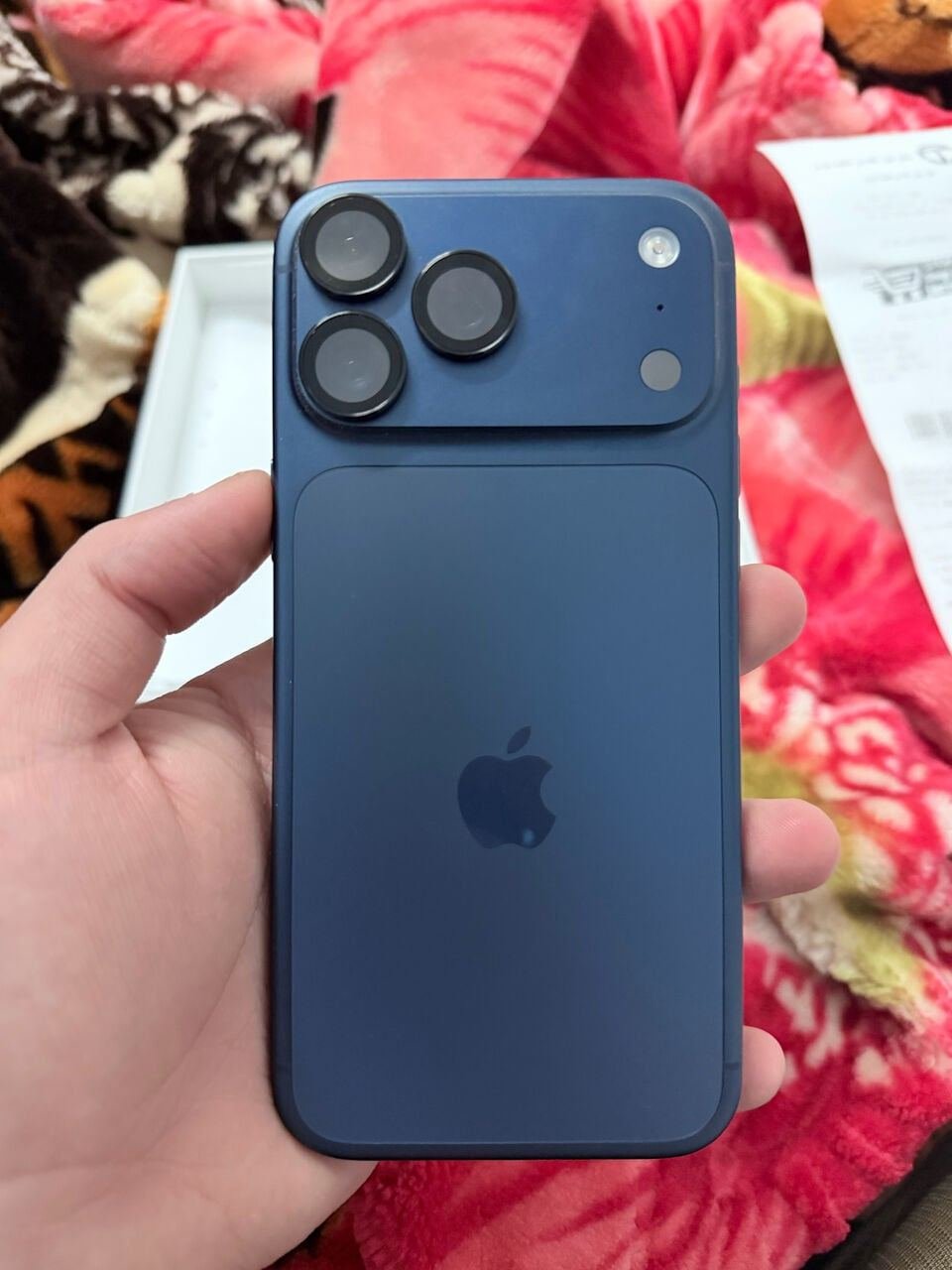 SAR 5000, Iphone 17 Pro Max 512 GB