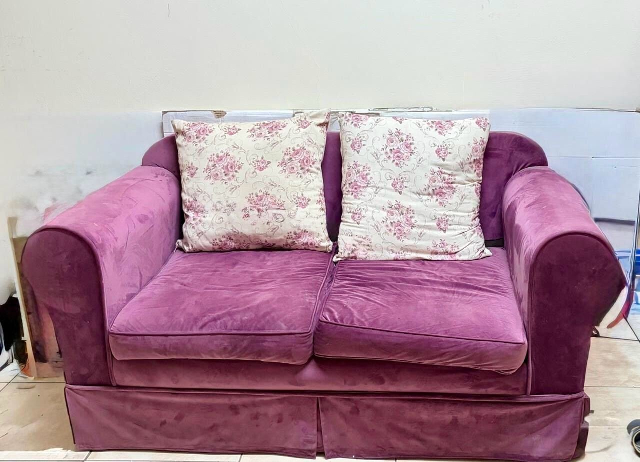 SAR 500, 7 Seater Sofa