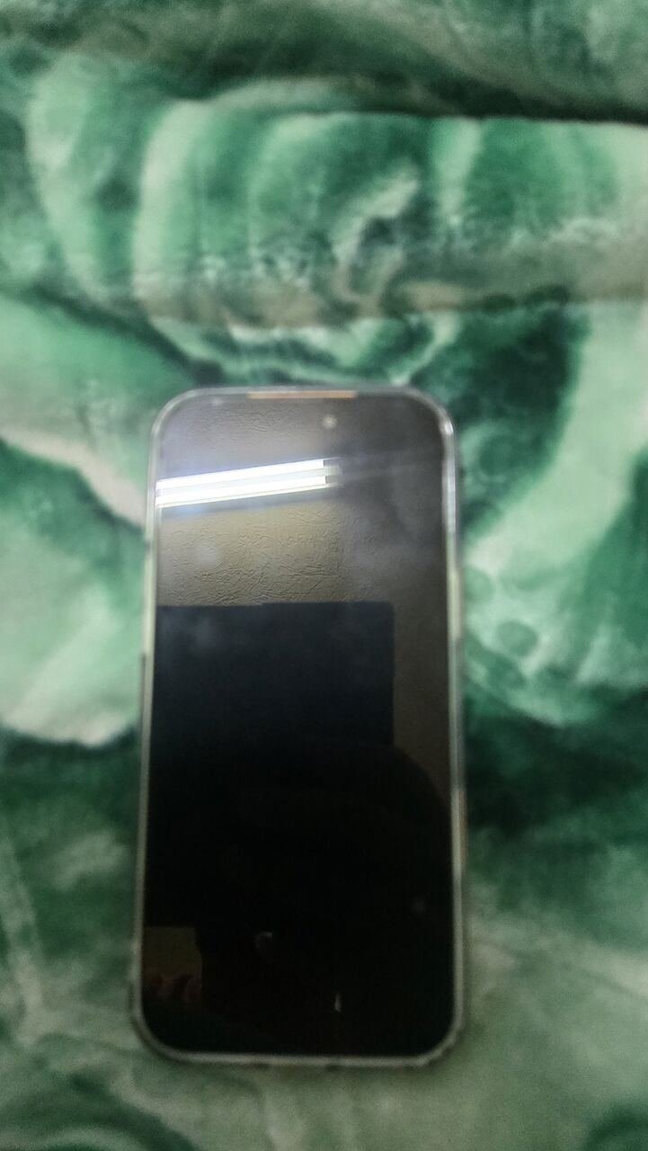 SAR 600, I PHONE 17 PRO MAX ORANGE COLOR EMERICAN CLONE COPY A+ WITH 1TB MEMORY Box