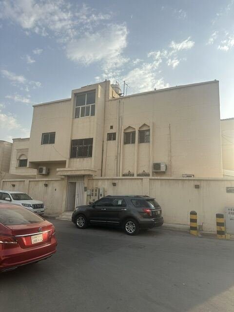 SAR 40000/year, 3 BR, Flat For Rent In Al-Olaya District, Behind Elite Hospital.