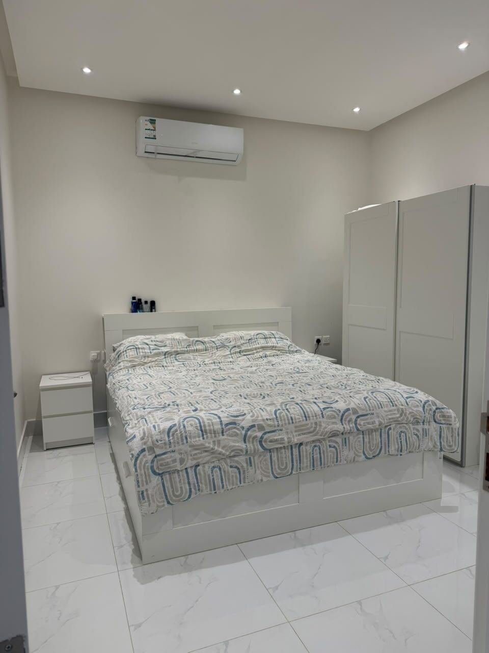 SAR 3800/month, Furnished, 2 BR, New Furnished Flat 2 Bed1 Dinning 1 Livingroom Without Shofa Sets 2 Bathroom 1 Kitchen