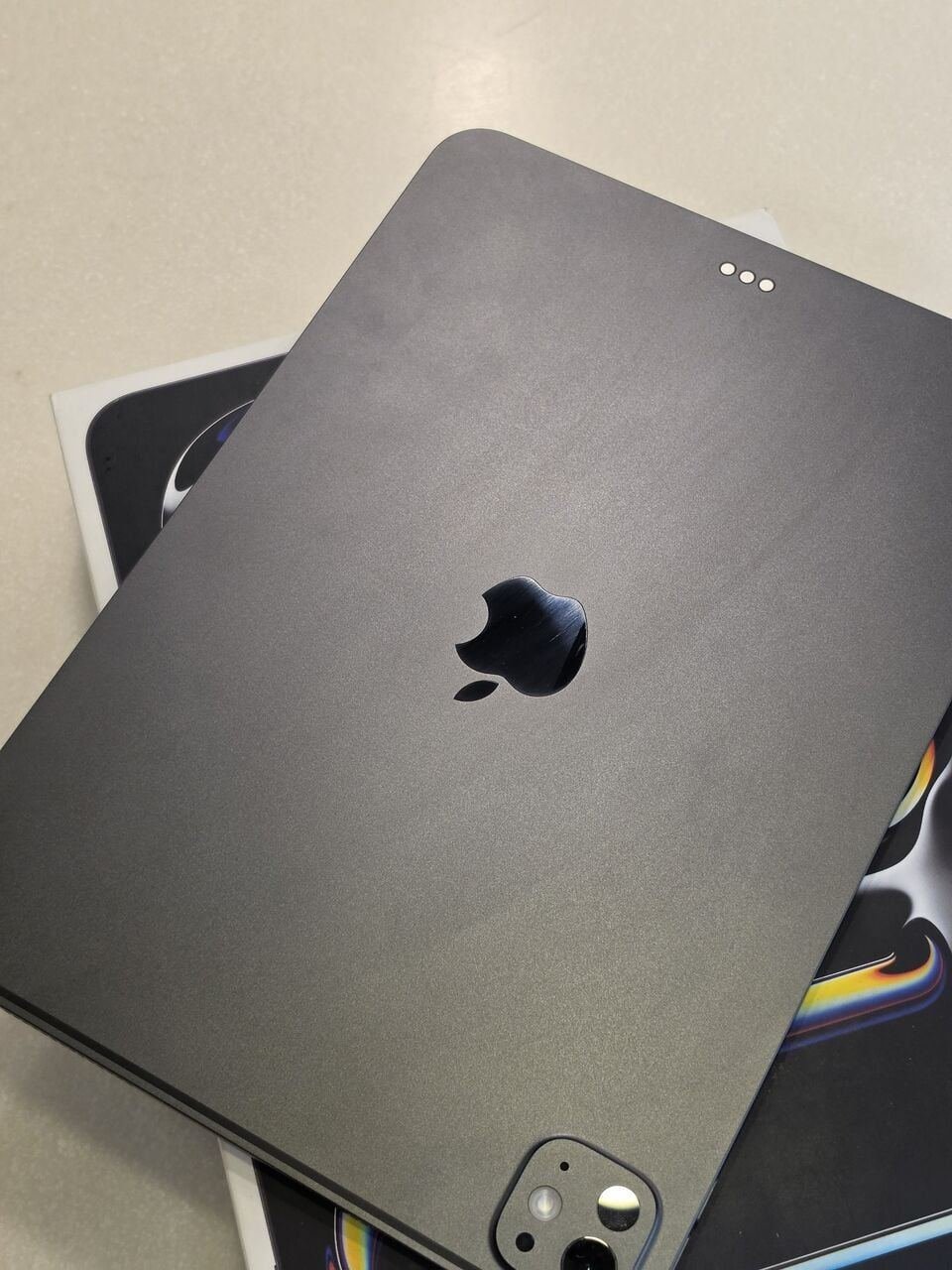 SAR 3800, IPad Pro M5