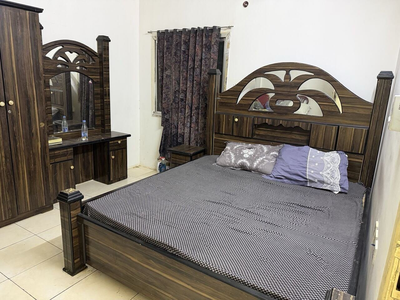 SAR 1100/month, SAR 1100/month, Furnished, 1 BR, Room For Rent – Single Executive Bachelor Only