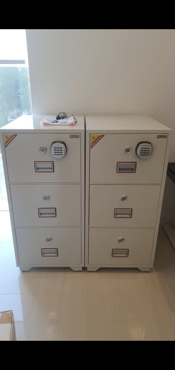 SAR 2500, Diplomat Fire-Resistant 3-Drawer Safe