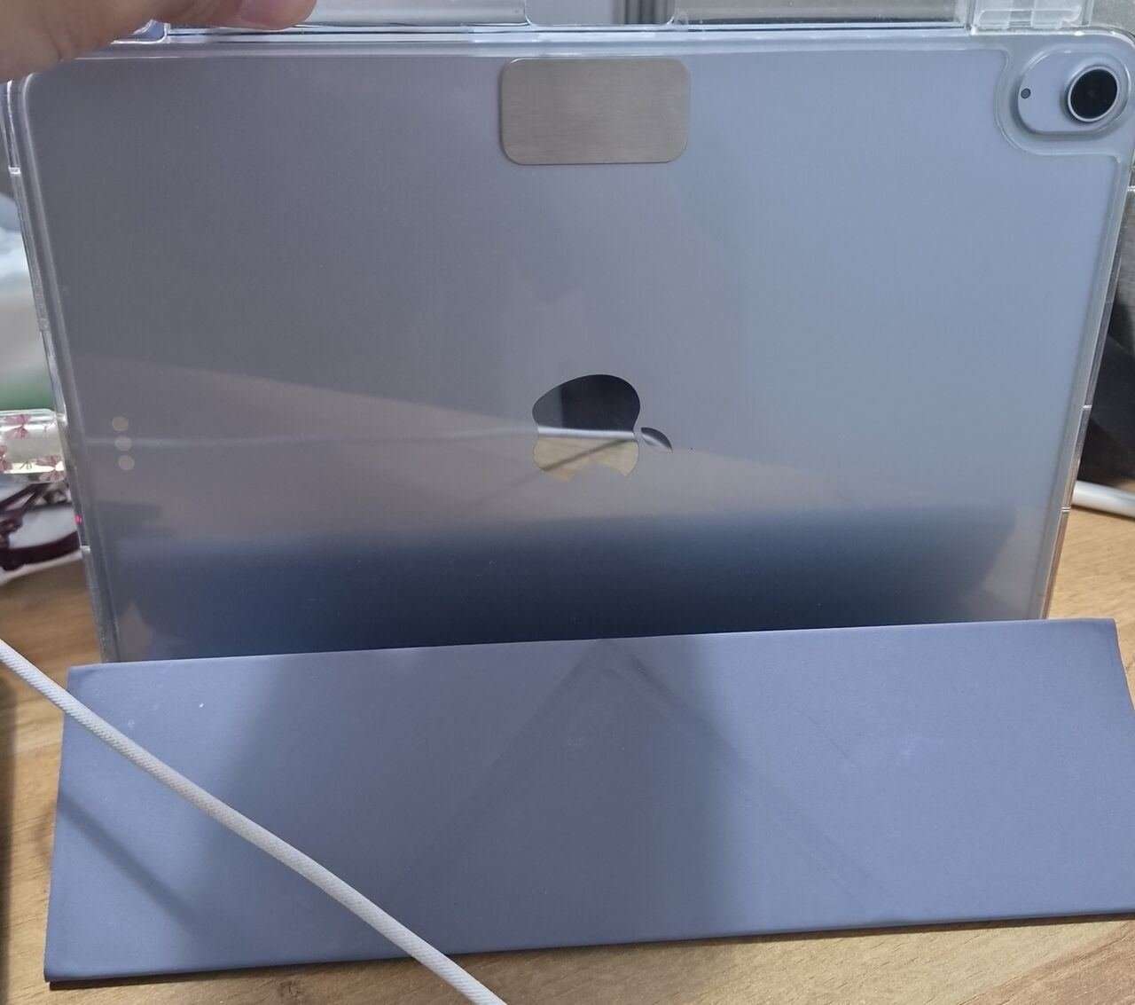 SAR 2000, Apple IPad Air 11 M3