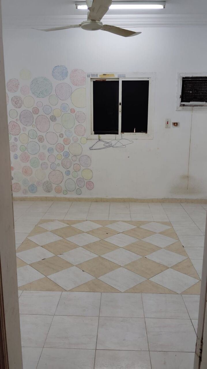SAR 1000/month, Neat And Clean Room With Separate Entrance & Washroom For A Single Executive Bachelor