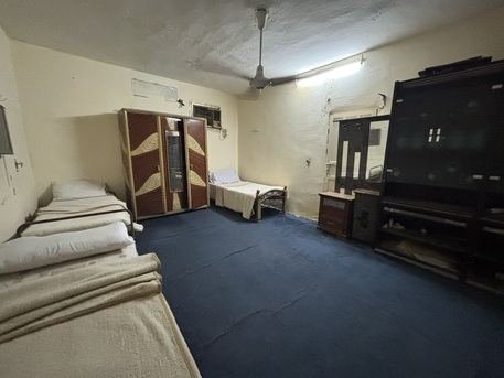 Near Al Haram Makkha Room For Labour