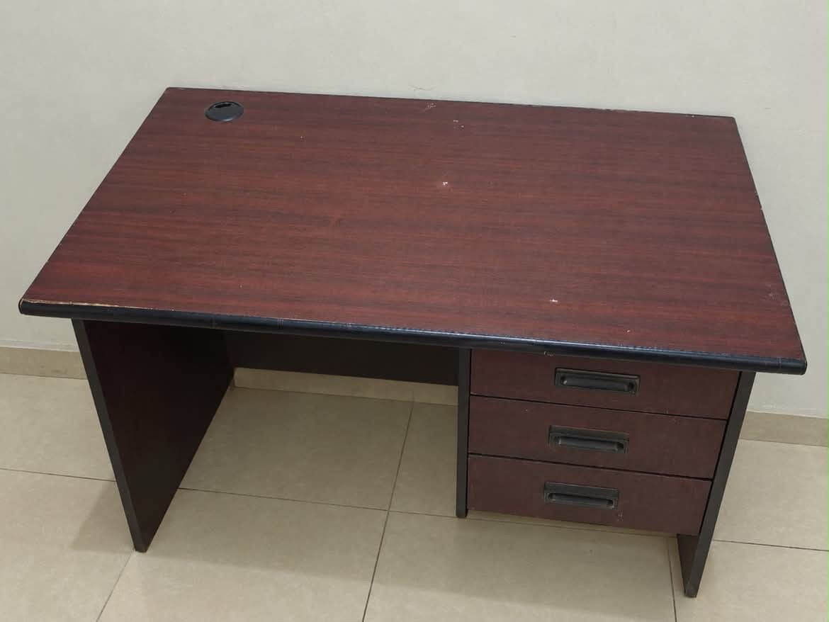 SAR 149, Office/study Table For URGENT SALE