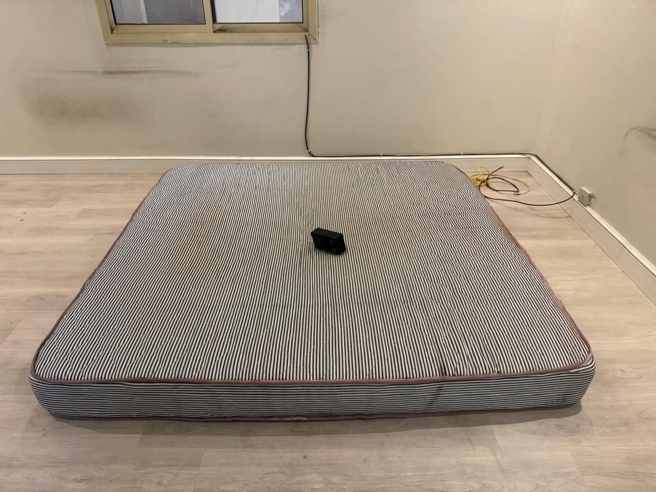 SAR 100, Mattress And TV Stand