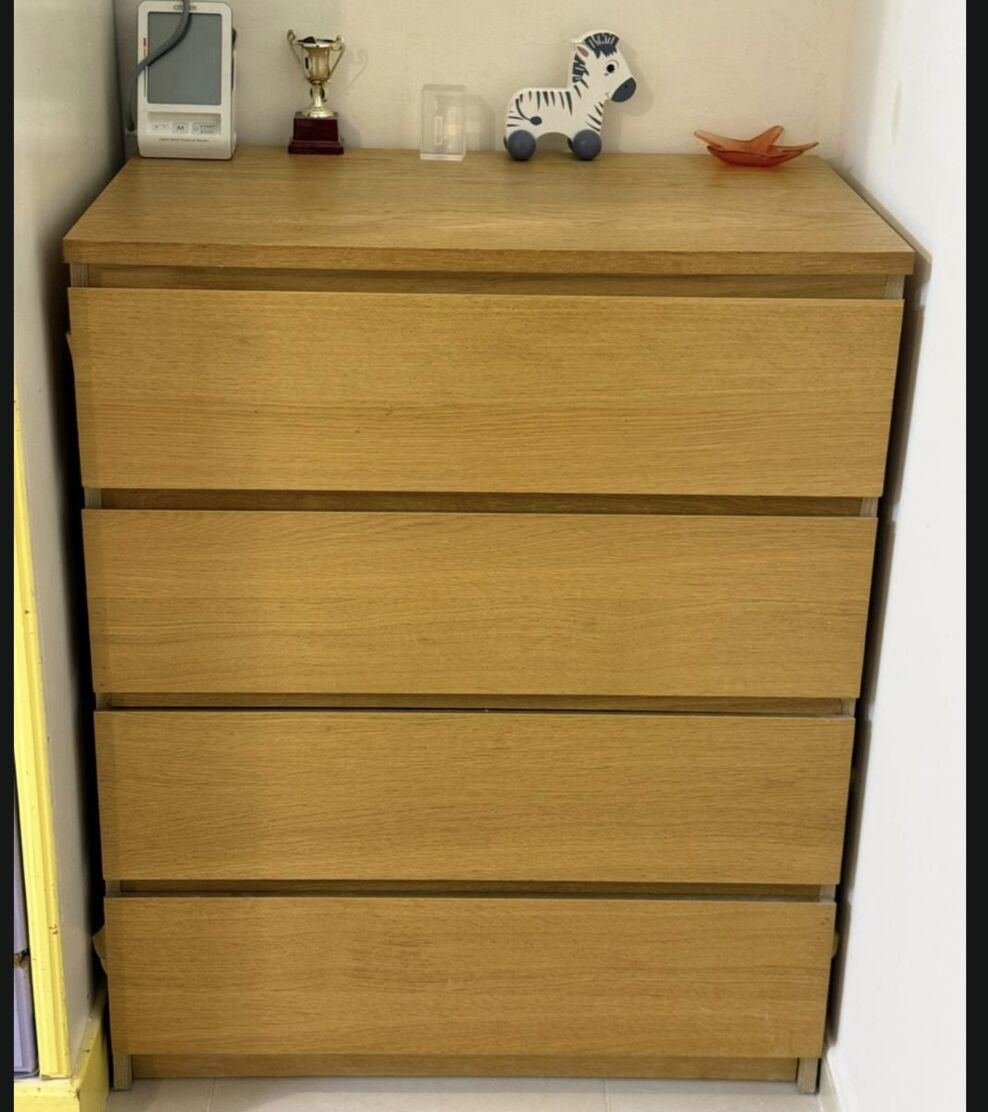 SAR 200, 4-drawer Dresser