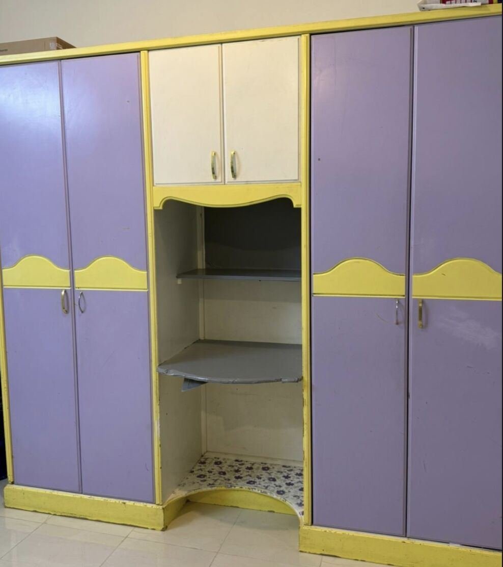 SAR 200, Multi-functional Wardrobe