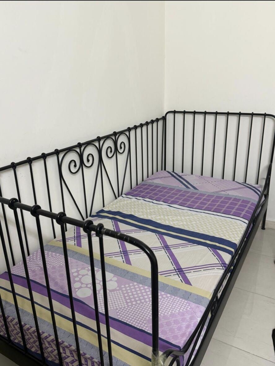SAR 125, Bed Frame With Mattress