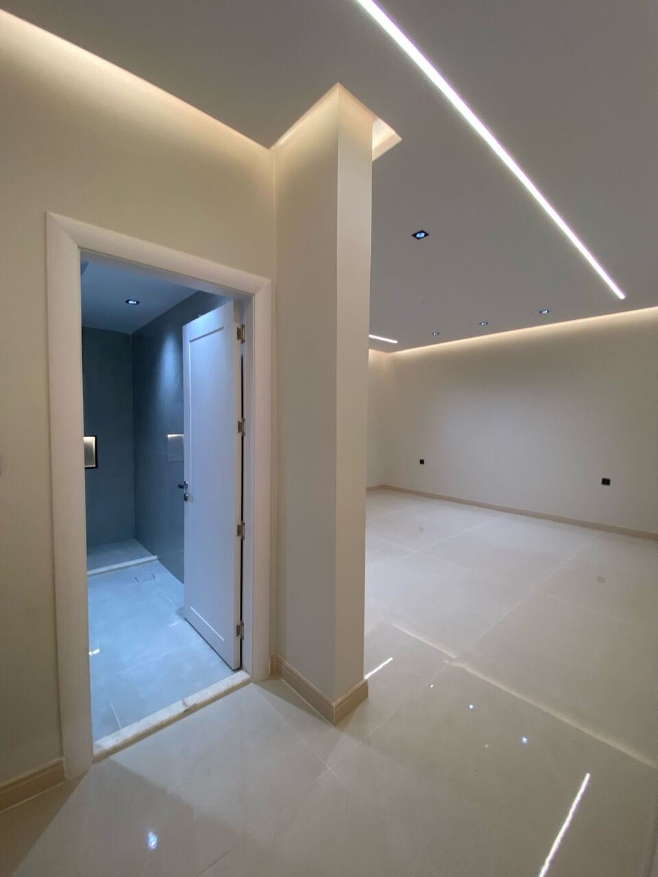 610000, 2 BR, Apartment For Sale In Madinah Near Quba Mosque