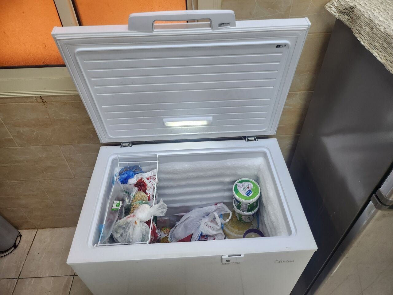 SAR 600, Deep Freezer 198ltrs-Media Brand