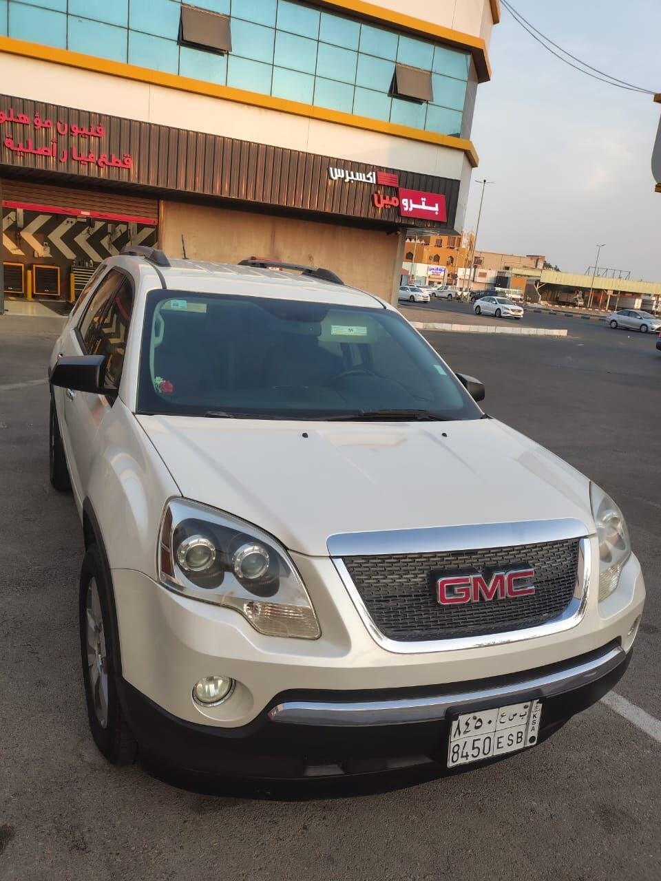 SAR 20000, Gmc Acadia, 2011, Automatic, 250000 KM, Car For Sale