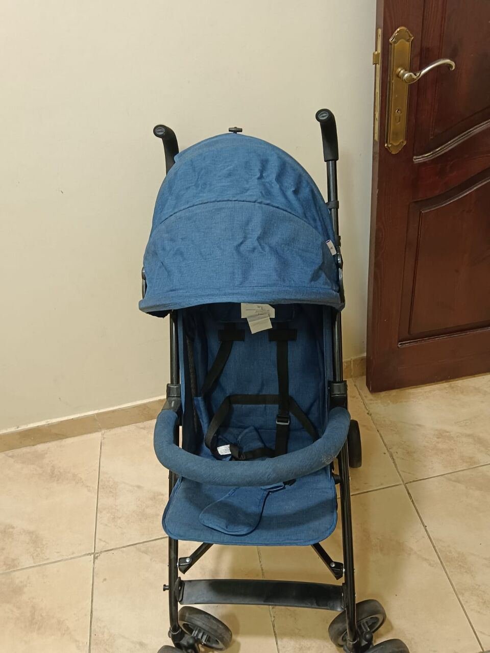 SAR 250, Like-New Lightweight & Compact Baby Stroller